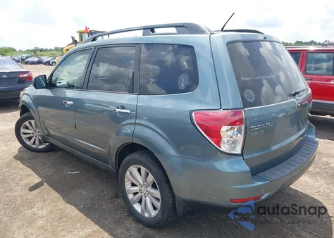 2013 Subaru Forester 2.5X Premium z USA, uszkodzony, nr VIN JF2SHADC6DH408958